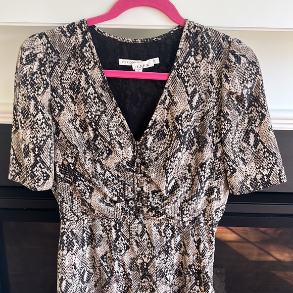 Veronica Beard Snakeskin Dress - Picture 2 of 4